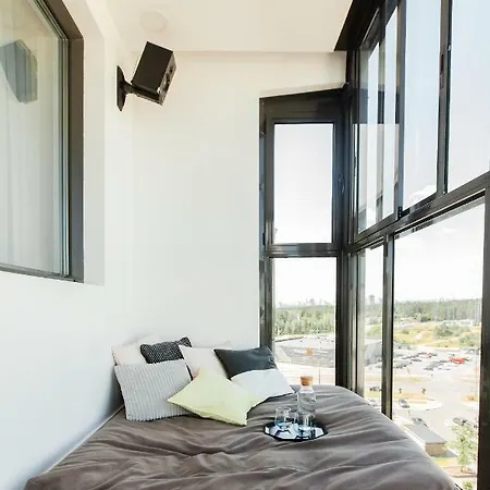 Leonardo Apartment